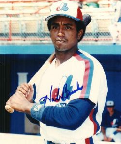 AUTOGRAPHED HUBIE BROOKS 8X10 Montreal Expos Photo