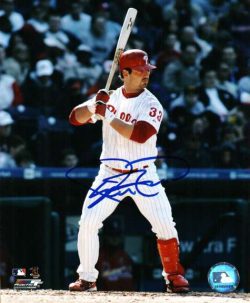AUTOGRAPHED AARON ROWAND 8X10 Philadelphia Phillies Photo