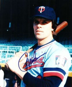 AUTOGRAPHED PETE MACKANIN 8x10  Minnesota Twins photo