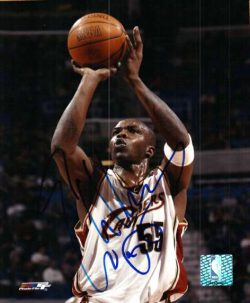 Autographed WALT WILLIAMS Cleveland Cavaliers photo