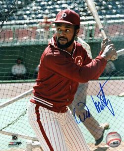 AUTOGRAPHED WILLIE MONTANEZ 8X10 photo  Philadelphia Phillies