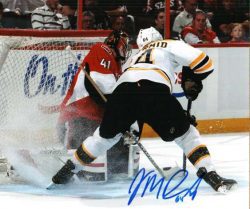 Autographed LANE MACDERMID Boston Bruins  Photo