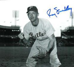 AUTOGRAPHED ROY SMALLEY photo  Philadelphia Phillies