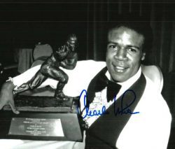 Autographed CHARLES WHITE photo -  USC