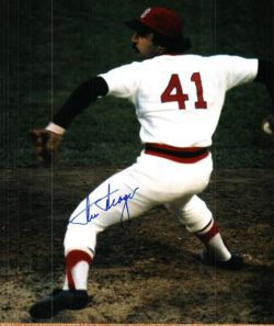 AUTOGRAPHED DICK DRAGO 8x10 Boston Red Sox photo