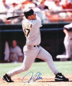 Autographed JOE OLIVER Photo - Pittsburgh Pirates