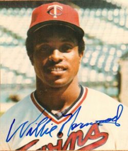 AUTOGRAPHED WILLIE NORWOOD 8X10 Minnesota Twins photo