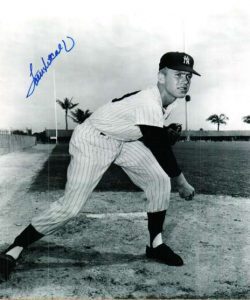AUTOGRAPHED TOM METCALF photo  New York Yankees