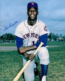 AUTOGRAPHED TOMMY REYNOLDS 8x10 New York Mets photo