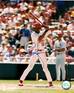 AUTOGRAPHED KERRY ROBINSON 8X10  St. Louis Cardinals photo