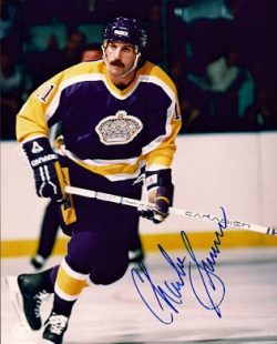 Autographed CHARLIE SIMMER Los Angeles Kings Photo