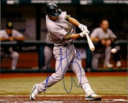 AUTOGRAPHED  KURT SUZUKI 8X10 Oakland A's Photo