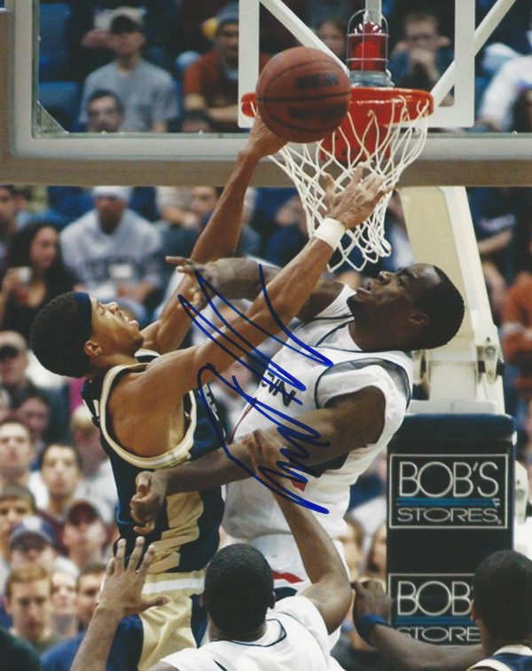 Autographed  Emeka Okafor  photo - UNIV OF CONNECTICUT