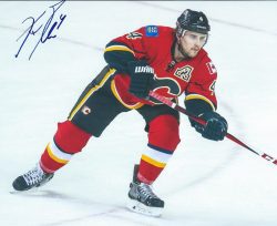 Autographed Kris Russell Calgary Flames8x10  Photo