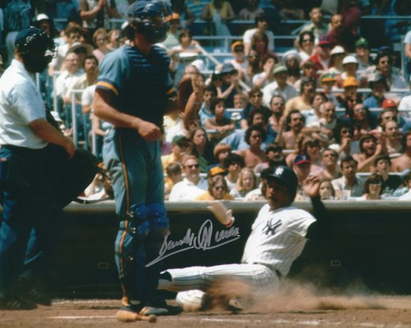AUTOGRAPHED SANDY ALOMAR SR 8x10  New York Yankees Photo