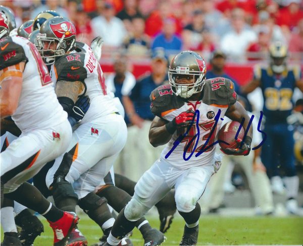 Autographed BOBBY RAINEY 8X10 Tampa Bay Buccaneers Photo