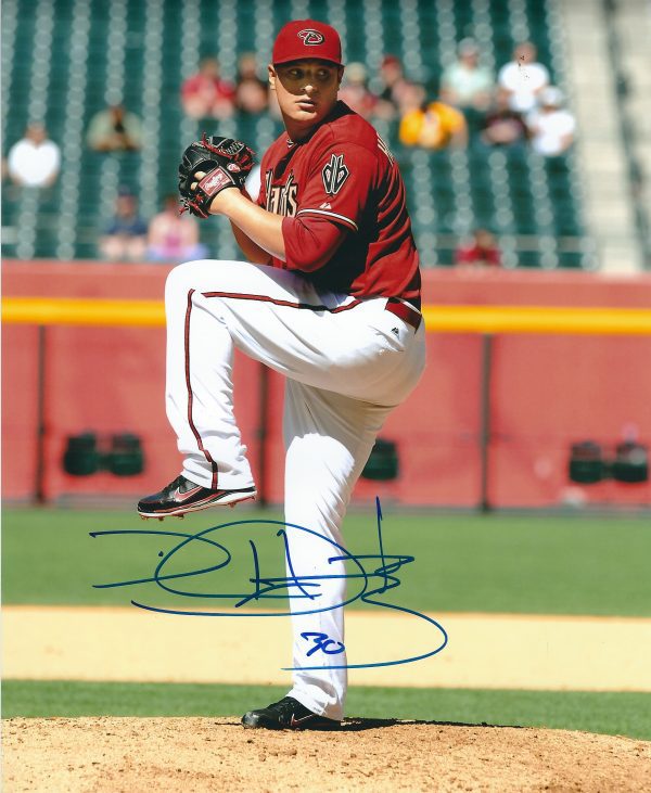 Autographed DAVID HERNANDEZ 8X10 Arizona Diamondbacks Photo