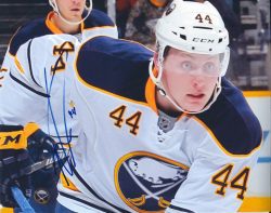 Autographed NICOLAS DESLAURIERS 8X10 Buffalo Sabres Photo