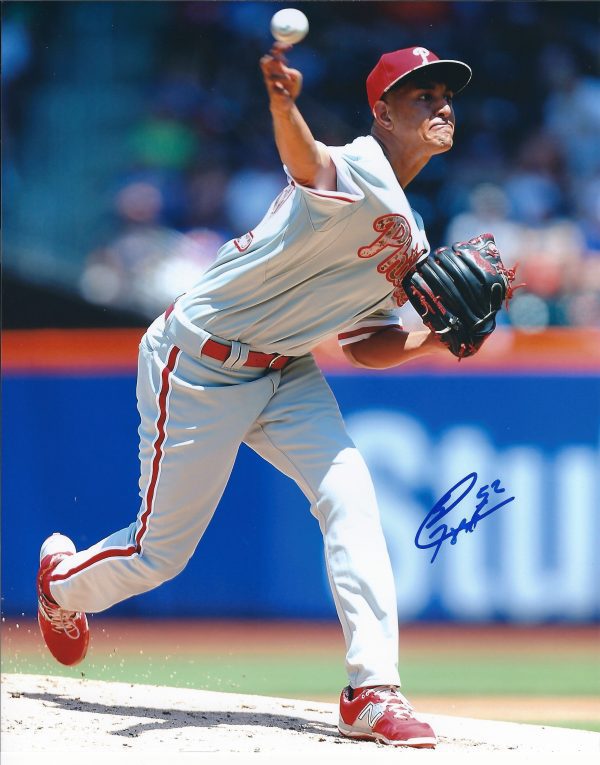 AUTOGRAPHED SEVERINO GONZALEZ 8X10 Philadelphia Phillies Photo