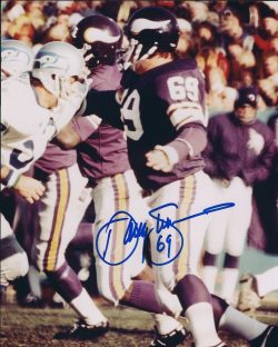 Autographed DOUG SUTHERLAND 8X10 Minnesota Vikings Photo
