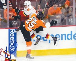 Autographed RYAN WHITE 8X10 Philadelphia Flyers Photo