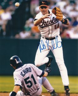 AUTOGRAPHED MIKE BORDICK 8X10 Baltimore Orioles Photo