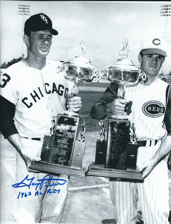 AUTOGRAPHED GARY PETERS  8X10 Chicago White Sox Photo