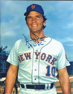 AUTOGRAPHED DUFFY DYER 8X10 New York Mets photo