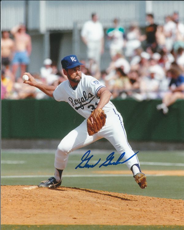AUTOGRAPHED GENE GARBER 8X10 Kansas City Royals Photo