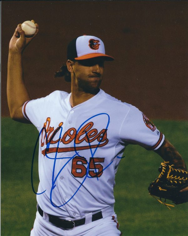 AUTOGRAPHED CHAZ ROE 8X10 Baltimore Orioles Photo