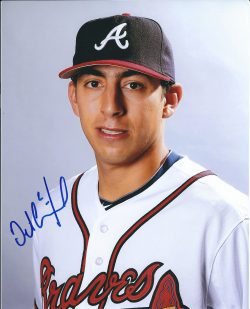 AUTOGRAPHED DANIEL CASTRO 8X10 Atlanta Braves photo