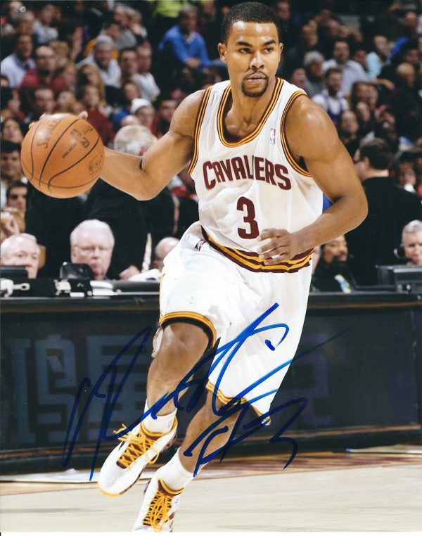 Autographed RAMON SESSIONS 8x10 Cleveland Cavaliers photo