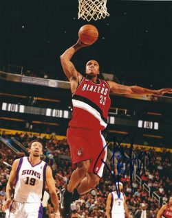 Autographed DANTE CUNNINGHAM 8X10 Portland Trail Blazers Photo