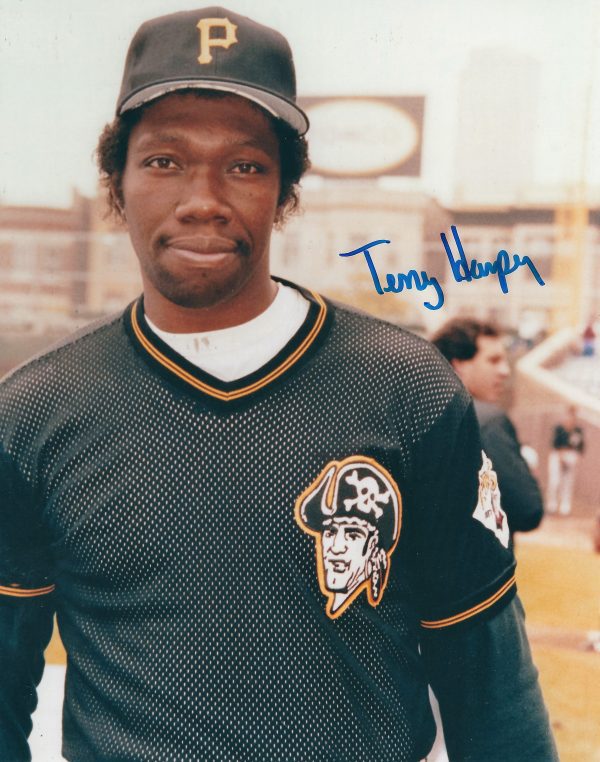 Autographed TERRY HARPER Pittsburgh Pirates 8x10 Photo - COA