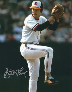 AUTOGRAPHED SCOTT MCGREGOR 8X10 Baltimore Orioles Photo