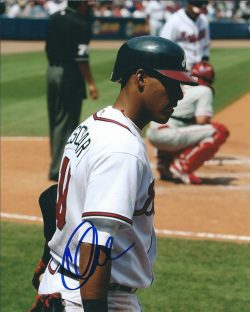 AUTOGRAPHED YUNEL ESCOBAR 8X10 Atlanta Braves photo
