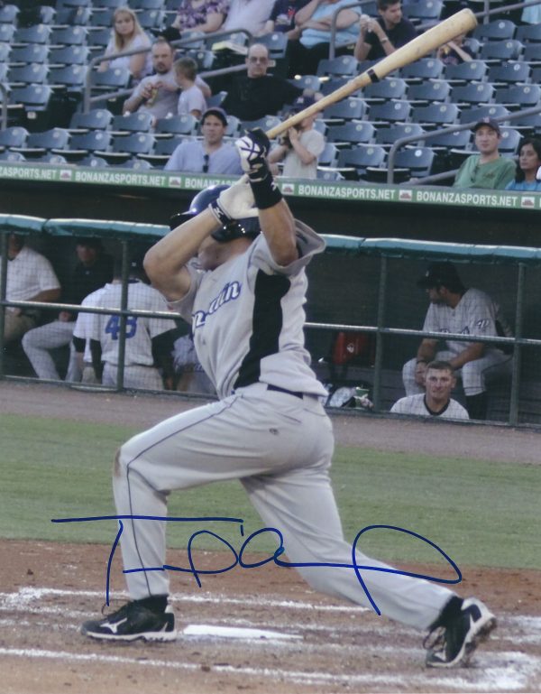 AUTOGRAPHED TRAVIS D'ARNAUD  8X10 Toronto Blue Jays Photo
