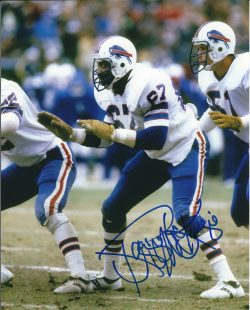 Autographed REGGIE MCKENZIE 8X10 Buffalo Bills Photo