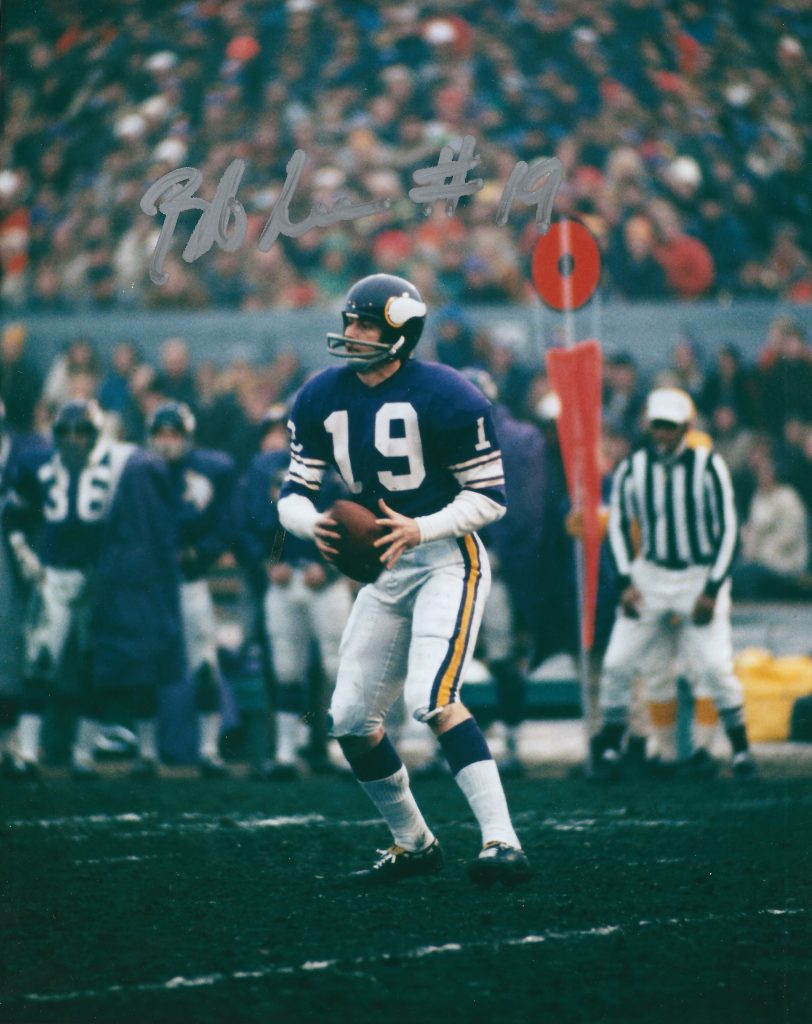 Autographed DALE HACKBART 8X10 Minnesota Vikings Photo Main Line