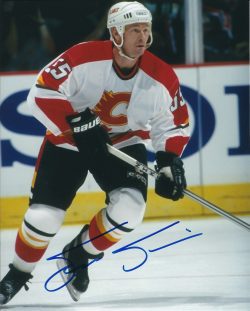 Autographed STEVE SMITH 8X10 Calgary Flames Photo