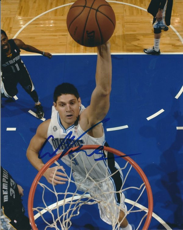 Autographed NIKOLA VUCEVIC 8X10 Orlando Magic Photo