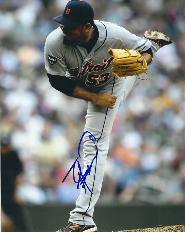 AUTOGRAPHED JOAQUIN BENOIT 8X10 Detroit Tigers Photo