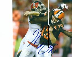 Autographed HENRY MELTON 8X10 Tampa Bay Buccaneers Photo