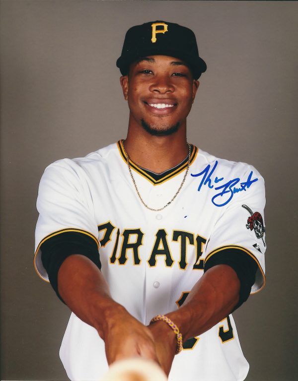 Autographed KEON BROXTON 8X10 Pittsburgh Pirates Photo