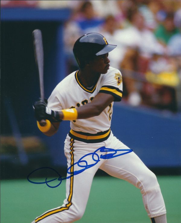 Autographed DARNELL COLES 8X10 Pittsburgh Pirates Photo