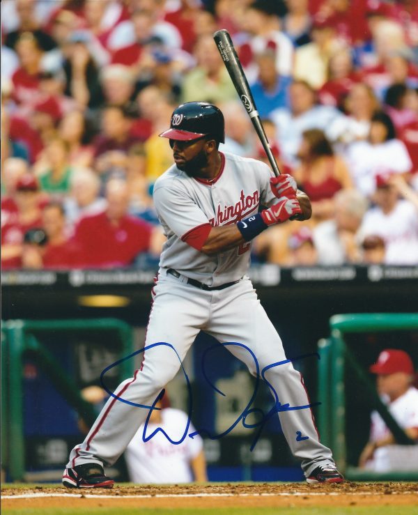 Autographed DENARD SPAN 8X10 Washington Nationals Photo
