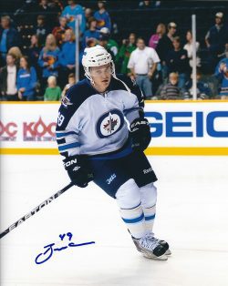 Autographed BEN MAXWELL 8X10 Winnipeg Jets Photo