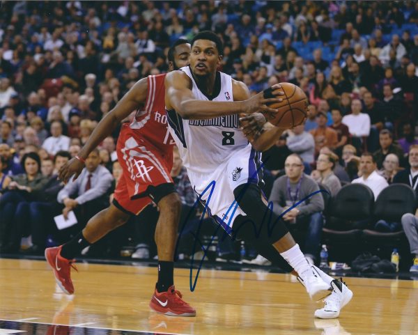 Autographed RUDY GAY 8X10 Sacramento Kings Photo
