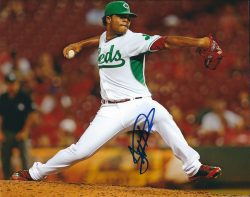 AUTOGRAPHED DANIEL CORCINO 8X10 Cincinnati Reds Photo