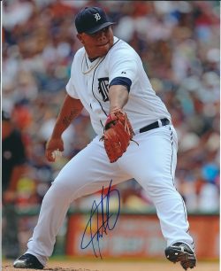 AUTOGRAPHED BRUCE RONDON 8X10 Detroit Tigers Photo